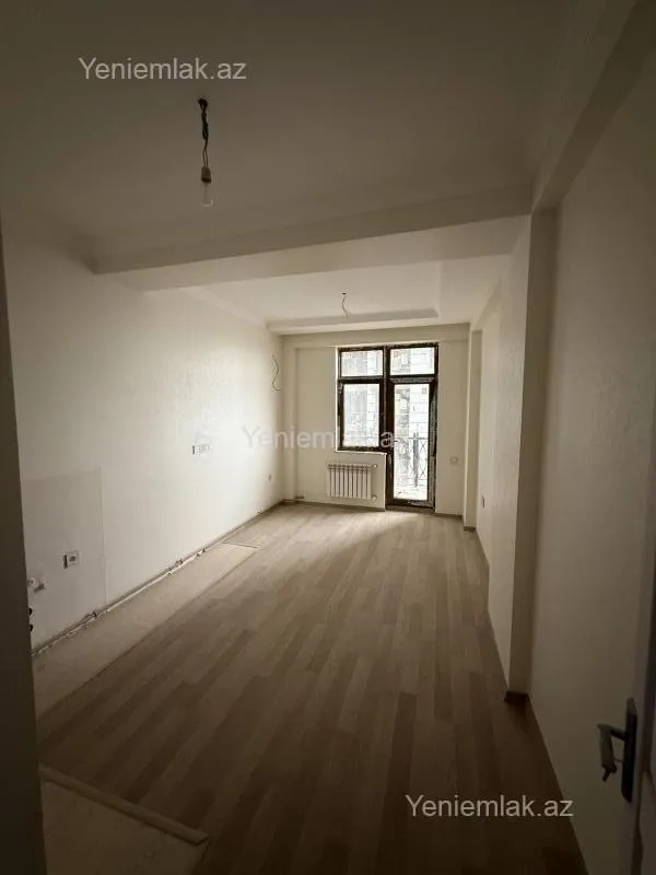 Satılır 3 otaqlı yeni tikili 129.5 m²