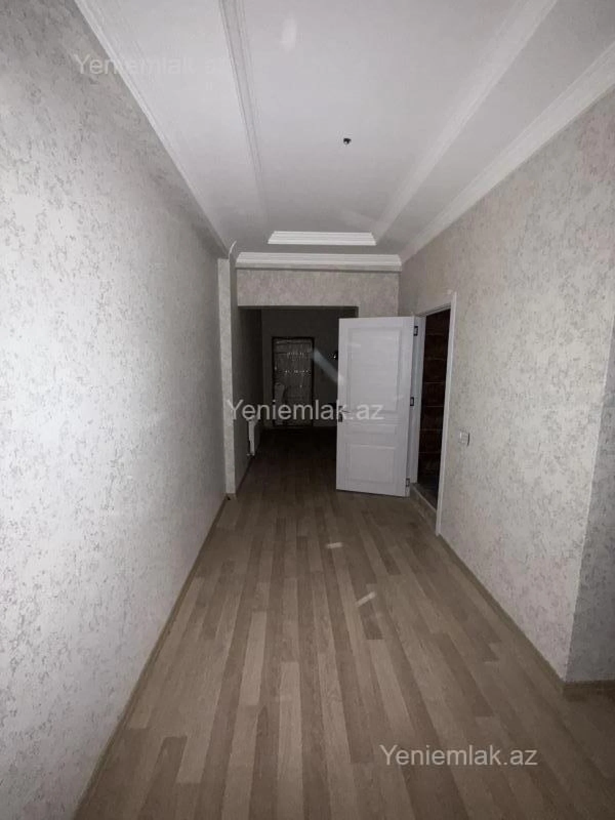Satılır 3 otaqlı yeni tikili 129.5 m²