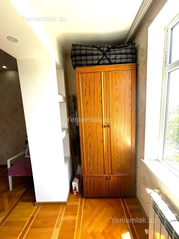 Satılır 3 otaqlı köhnə tikili 60 m²
