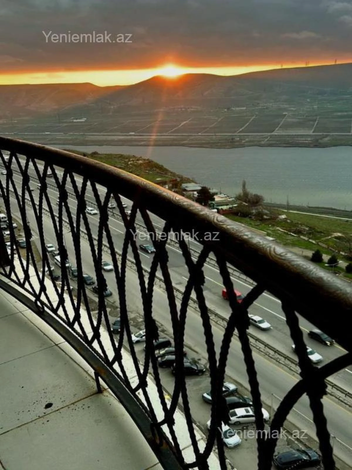 Satılır 3 otaqlı yeni tikili 101 m²