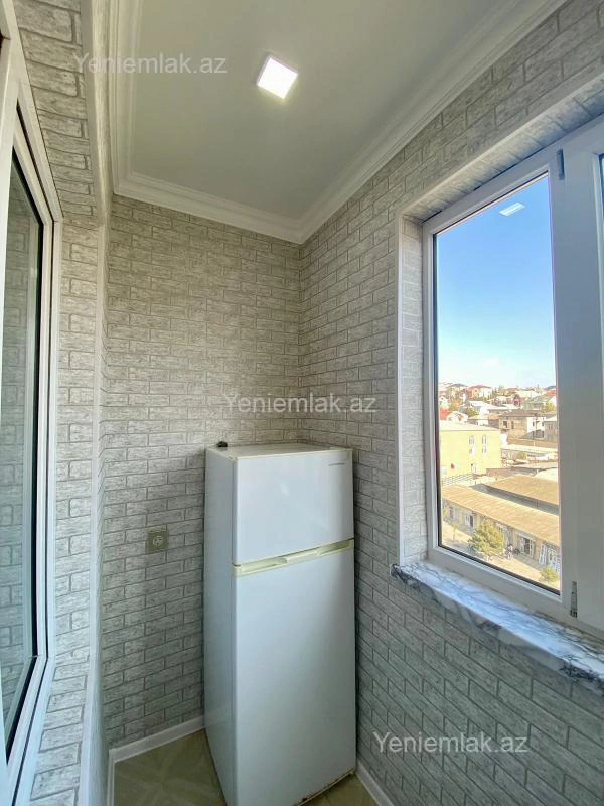 Satılır 2 otaqlı köhnə tikili 45 m²