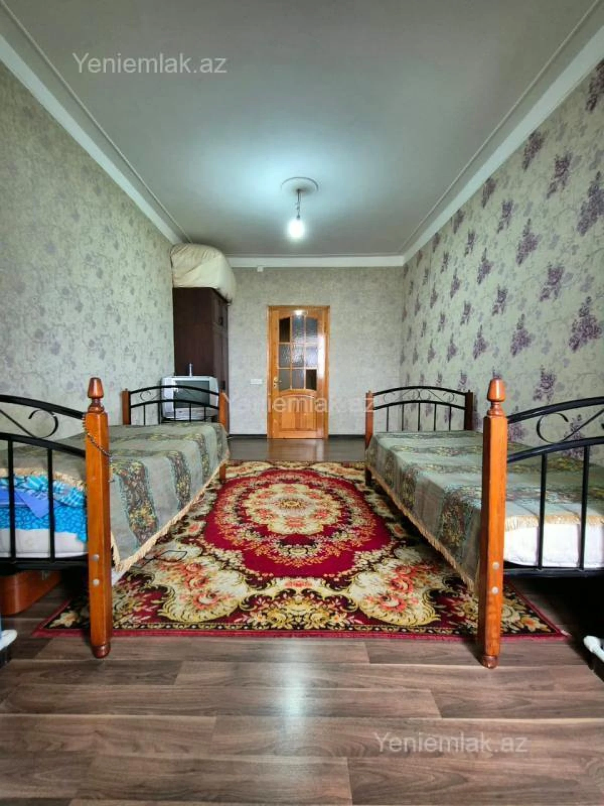 Satılır 2 otaqlı köhnə tikili 60 m²