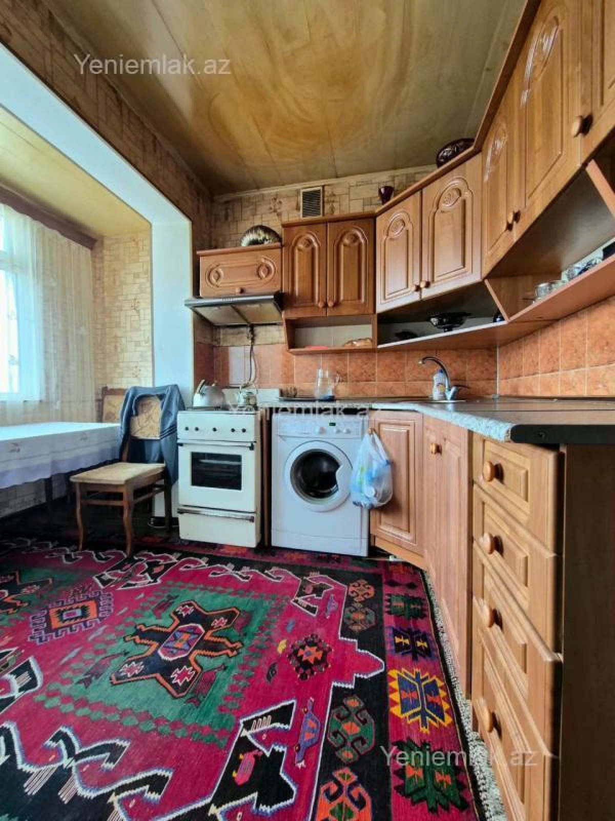 Satılır 2 otaqlı köhnə tikili 60 m²