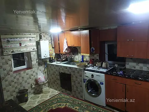 Satılır 4 otaqlı həyət evi 150 m²