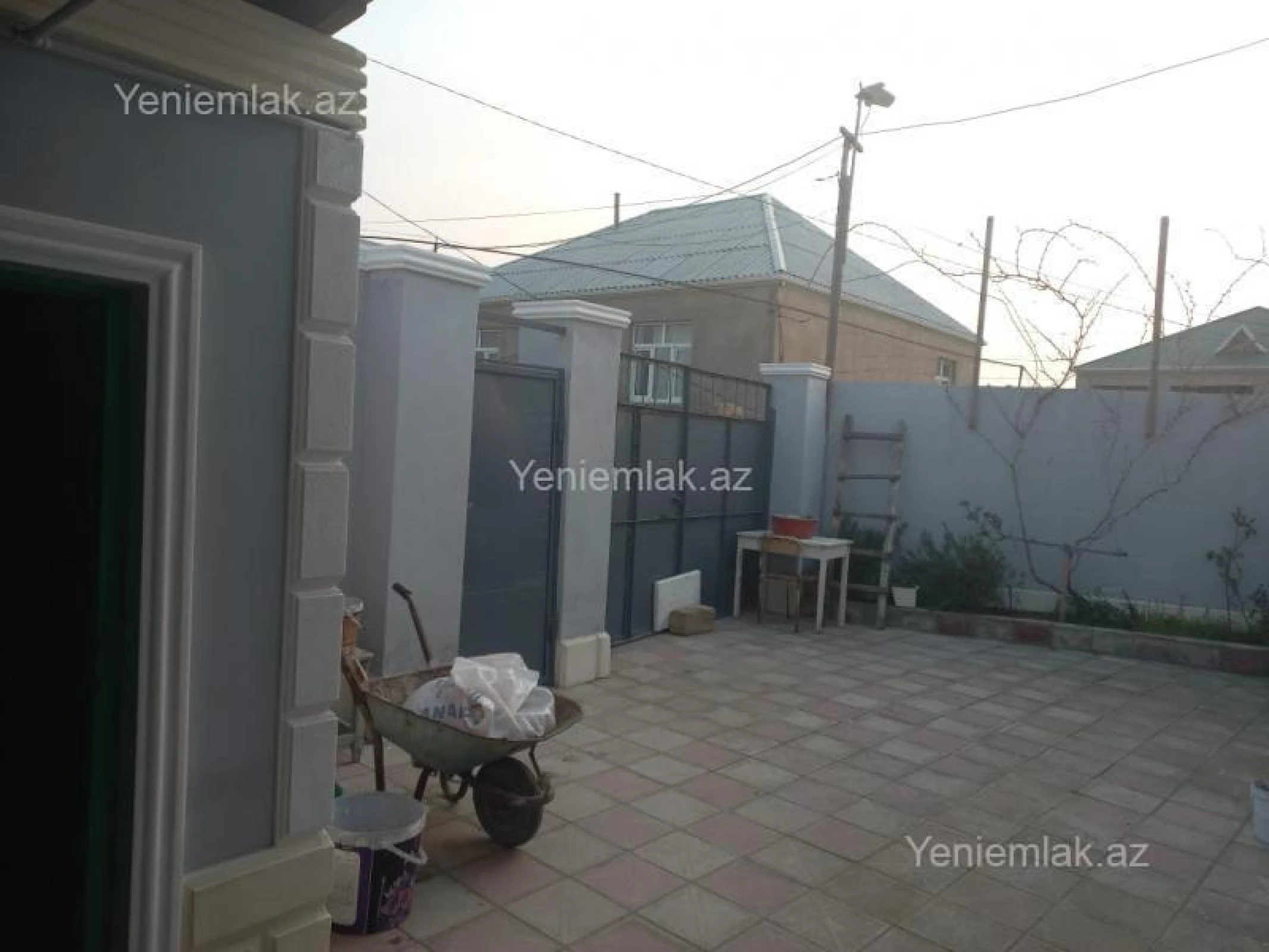 Satılır 4 otaqlı həyət evi 150 m²