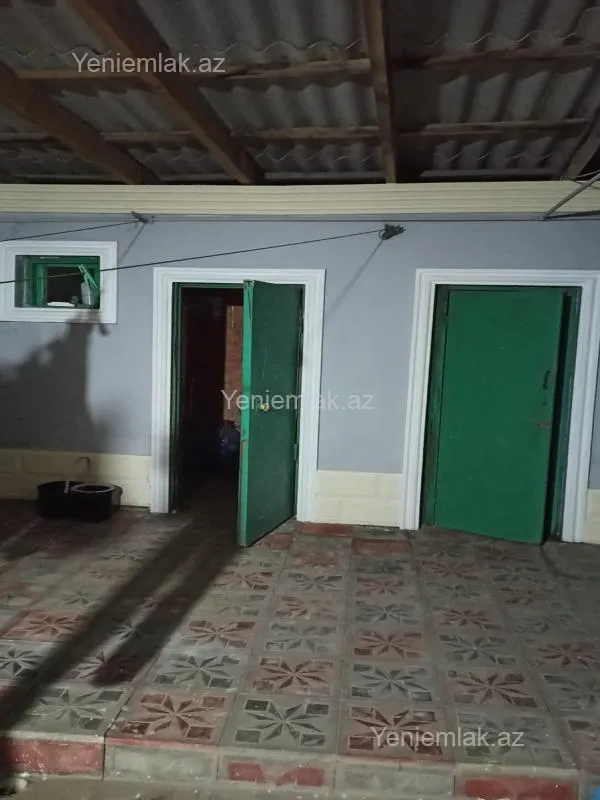 Satılır 4 otaqlı həyət evi 150 m²