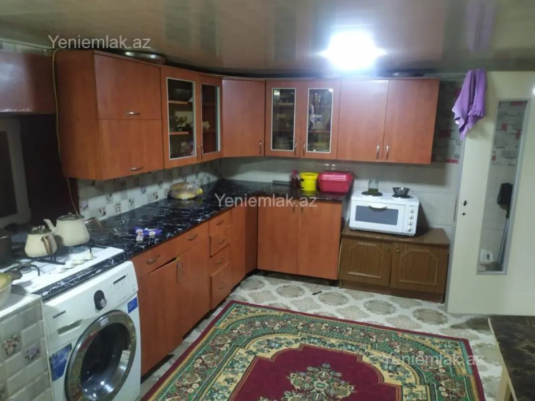 Satılır 4 otaqlı həyət evi 150 m²