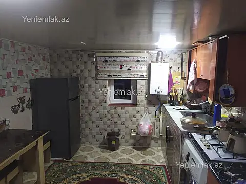 Satılır 4 otaqlı həyət evi 150 m²