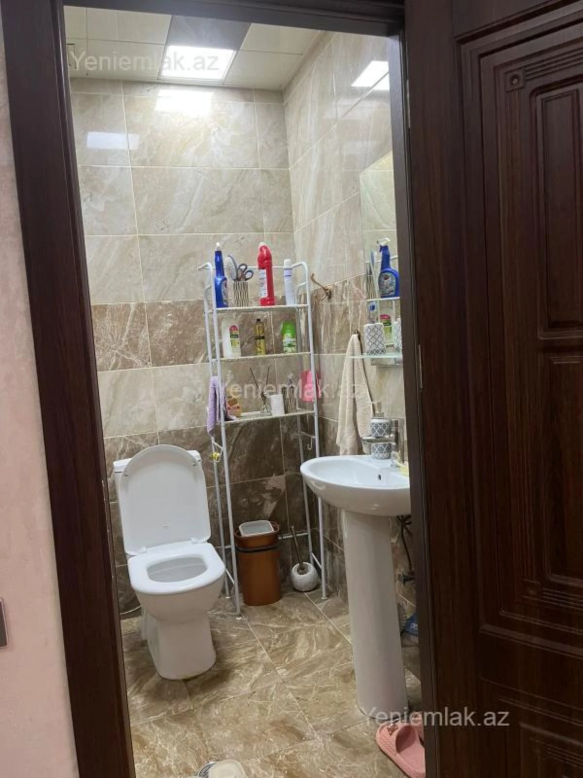 Satılır 3 otaqlı yeni tikili 110 m²