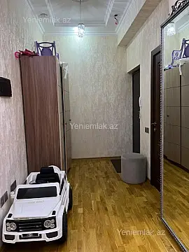 Satılır 3 otaqlı yeni tikili 110 m²