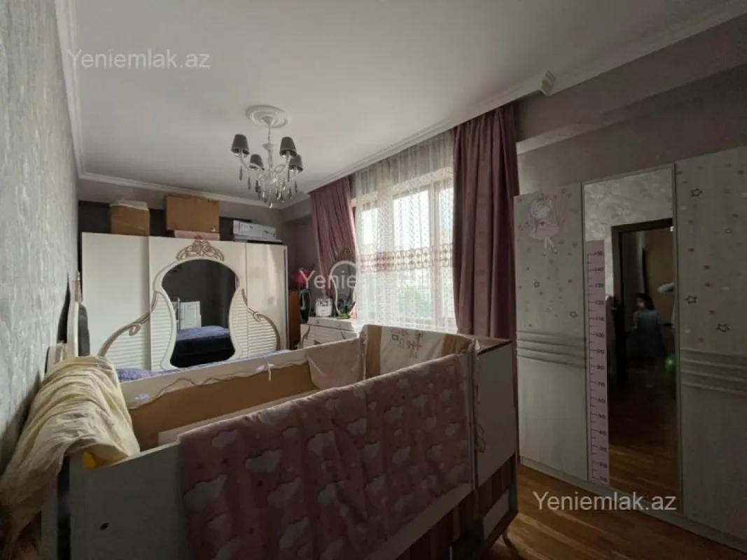 Satılır 3 otaqlı yeni tikili 110 m²