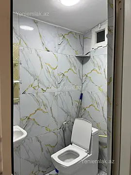 Satılır 1 otaqlı köhnə tikili 30 m²