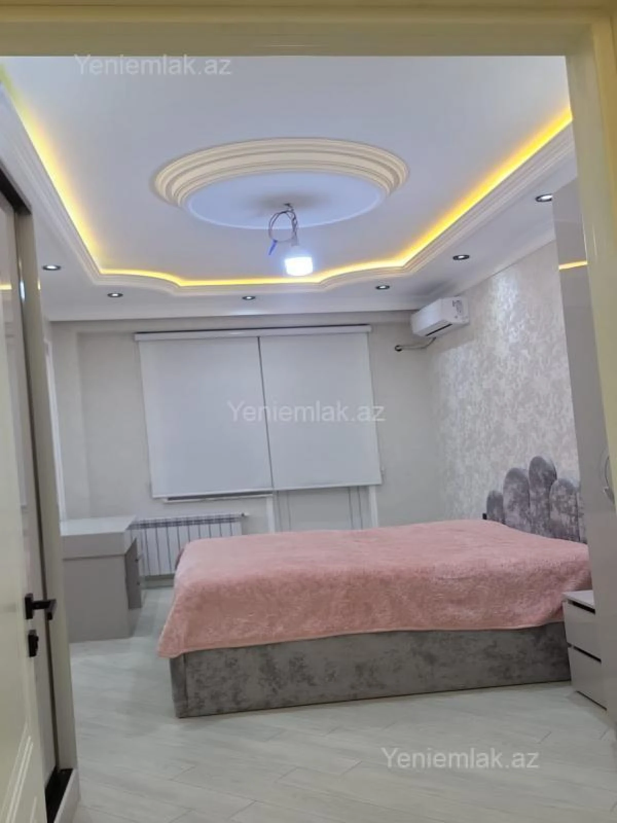 Satılır 3 otaqlı yeni tikili 155 m²