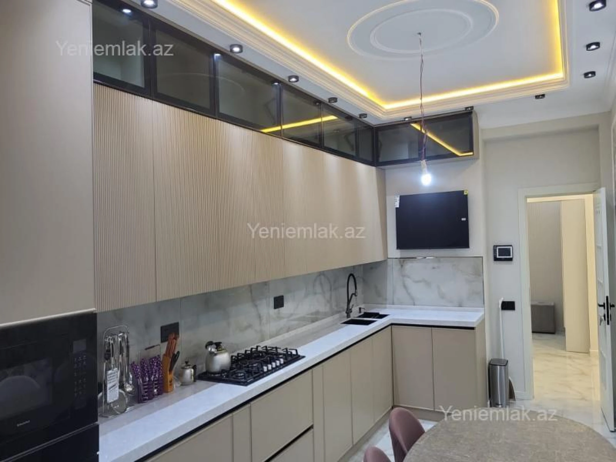 Satılır 3 otaqlı yeni tikili 155 m²