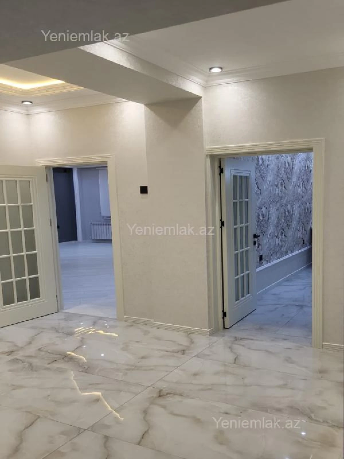 Satılır 3 otaqlı yeni tikili 155 m²
