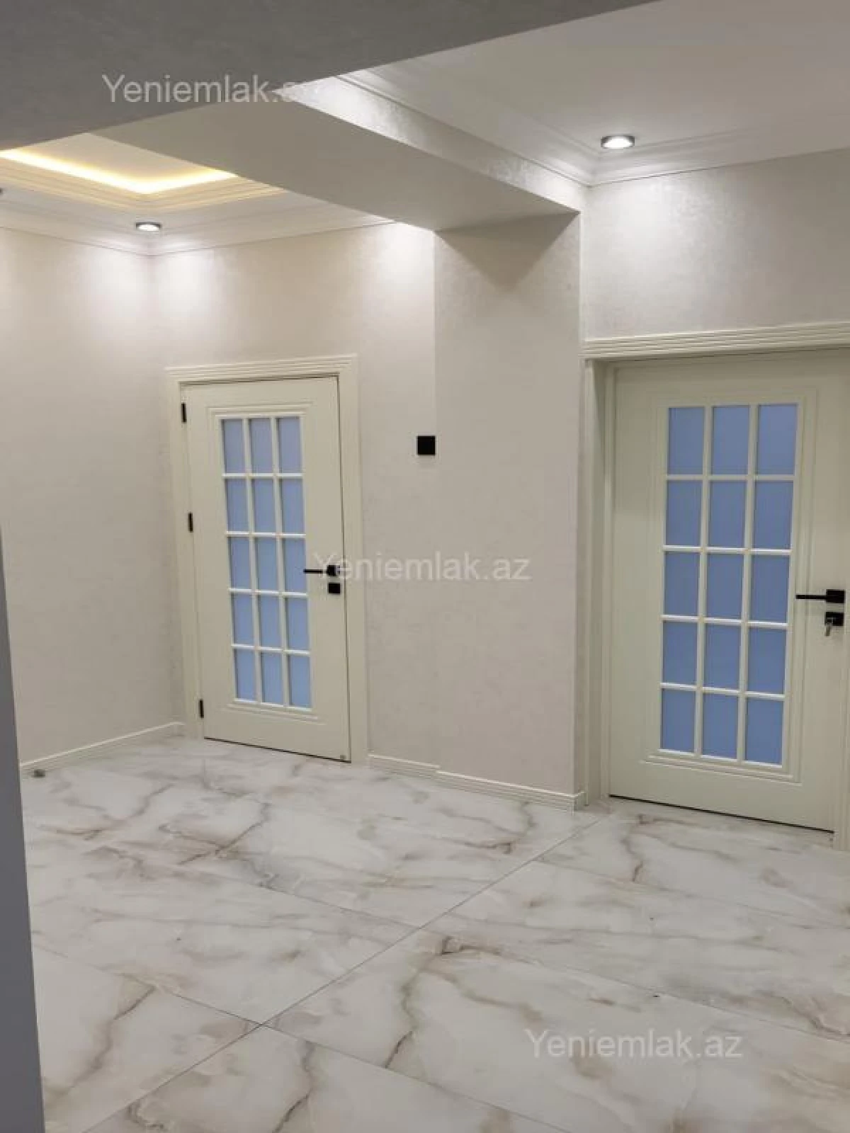 Satılır 3 otaqlı yeni tikili 155 m²