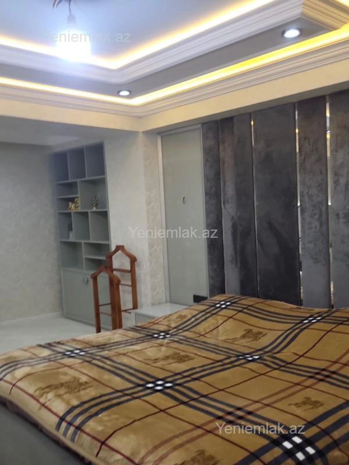 Satılır 3 otaqlı yeni tikili 155 m²