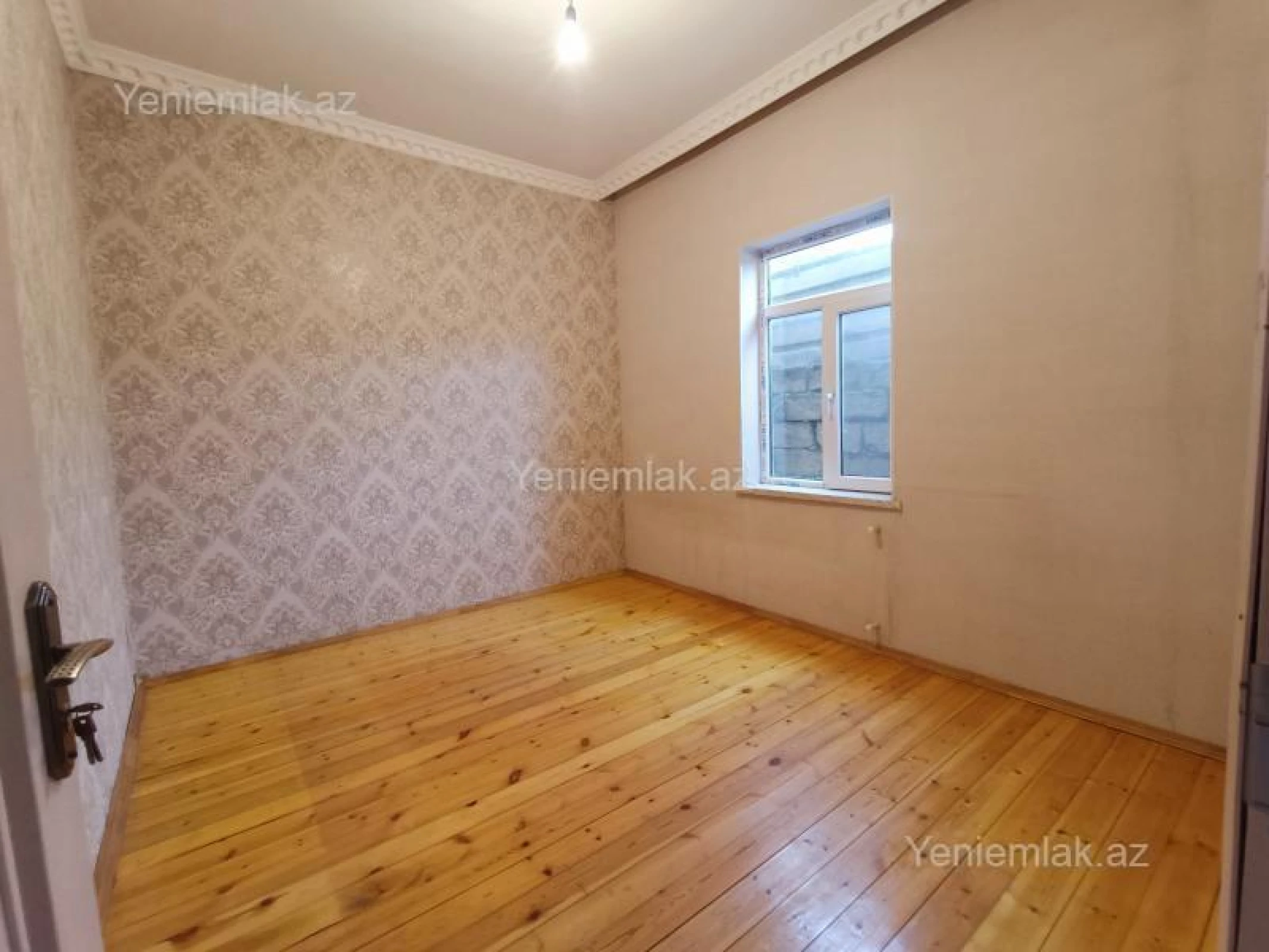 Satılır 2 otaqlı həyət evi 54 m²