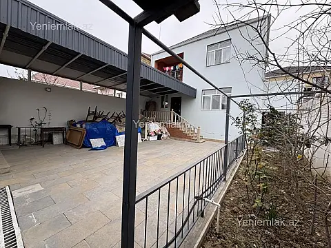 Satılır 4 otaqlı həyət evi 200 m²