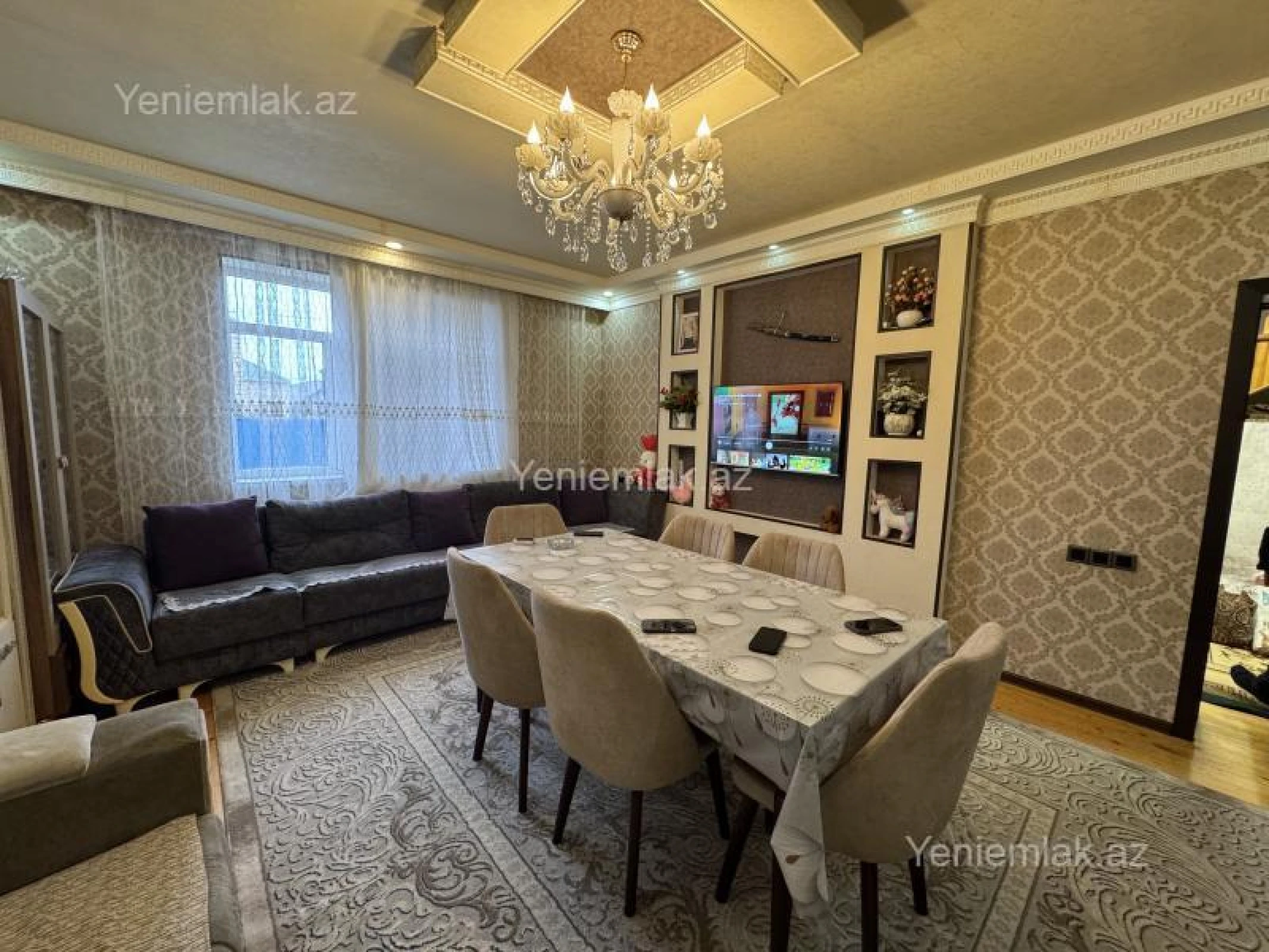 Satılır 4 otaqlı həyət evi 200 m²