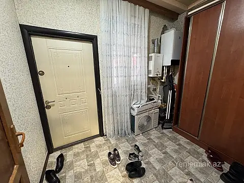 Satılır 4 otaqlı həyət evi 200 m²