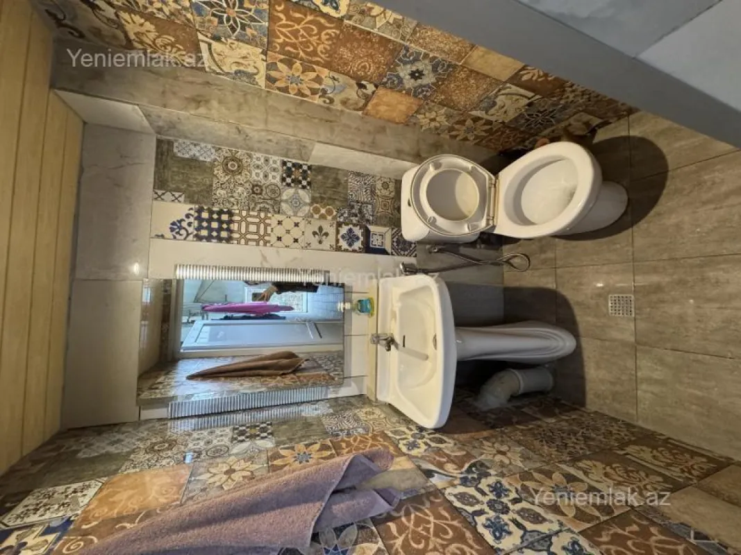 Satılır 4 otaqlı həyət evi 200 m²