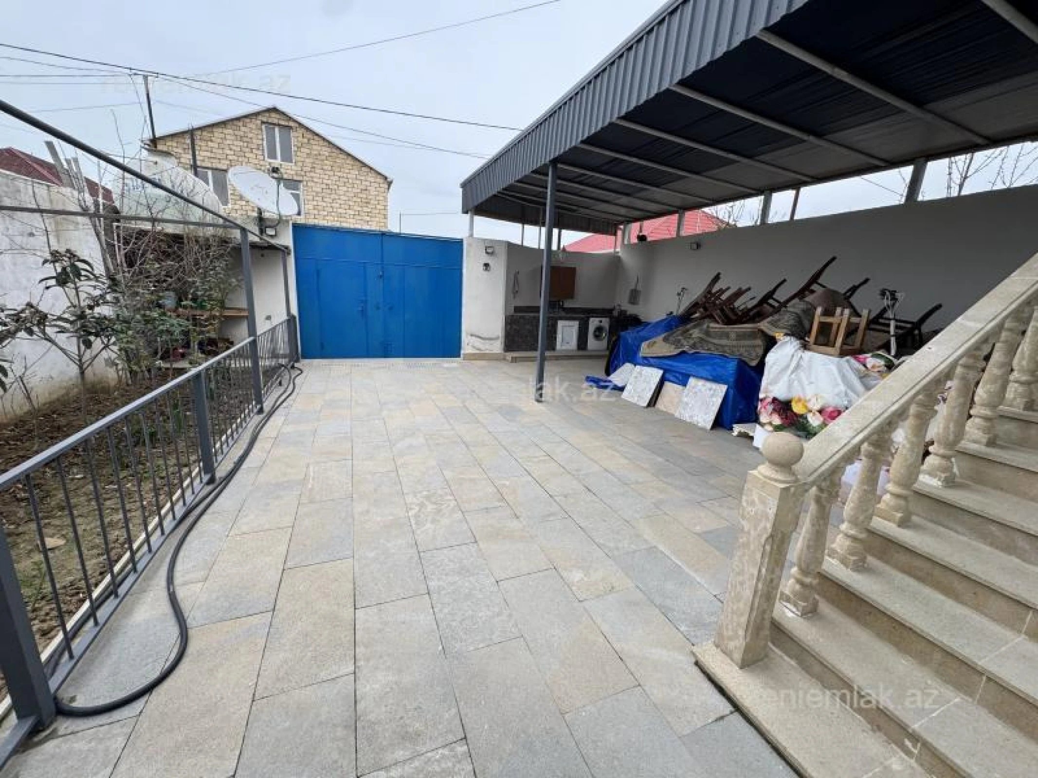 Satılır 4 otaqlı həyət evi 200 m²