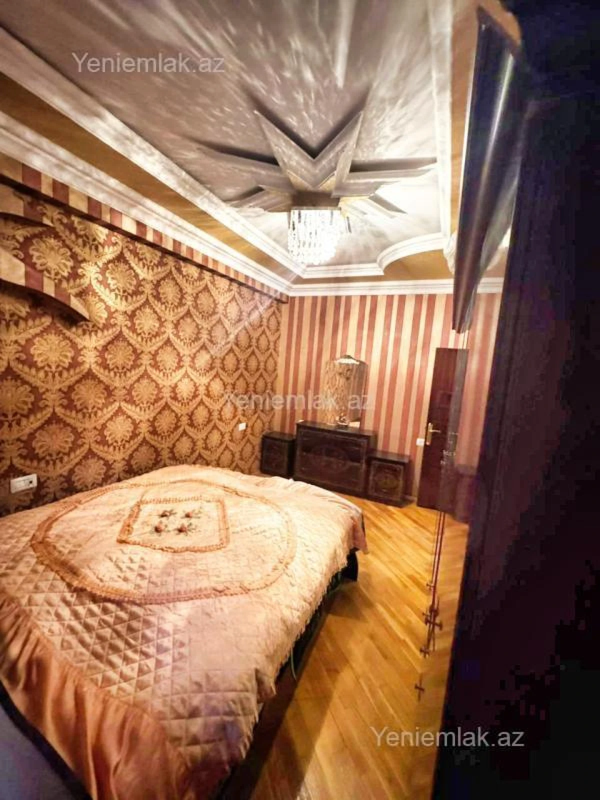 Satılır 3 otaqlı yeni tikili 115 m²