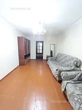 Satılır 3 otaqlı köhnə tikili 85 m²