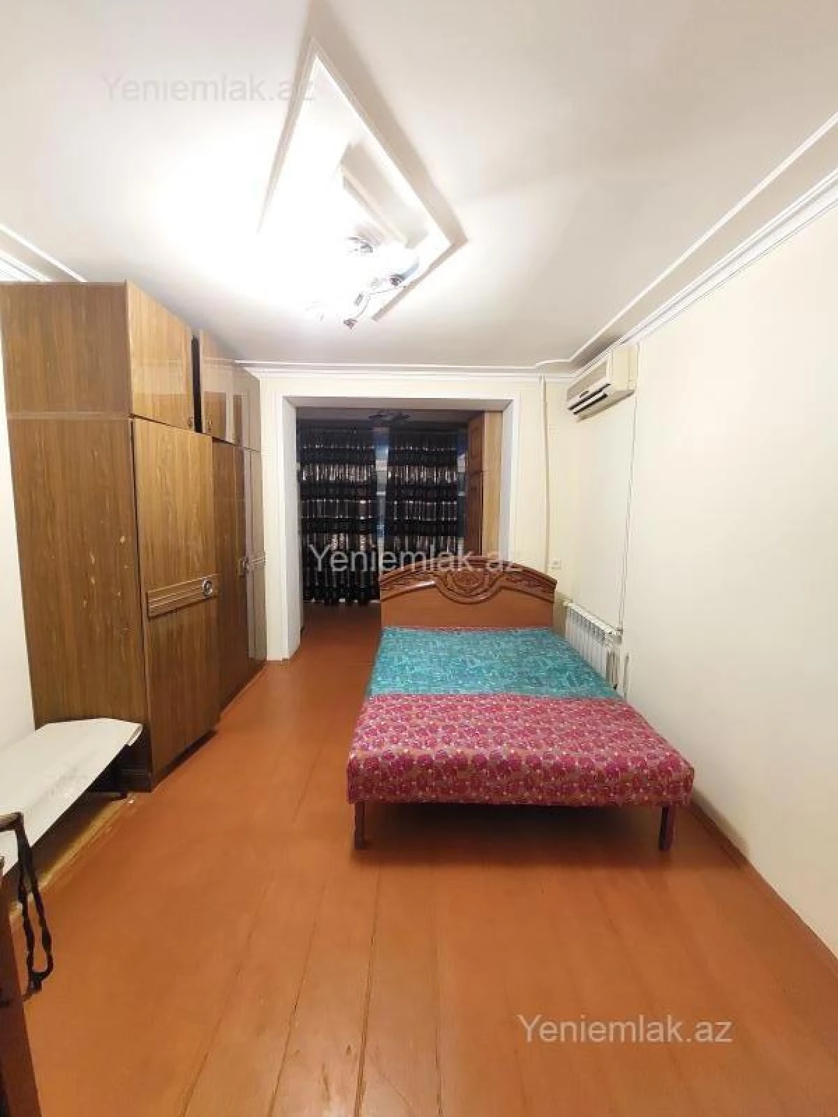 Satılır 3 otaqlı köhnə tikili 85 m²