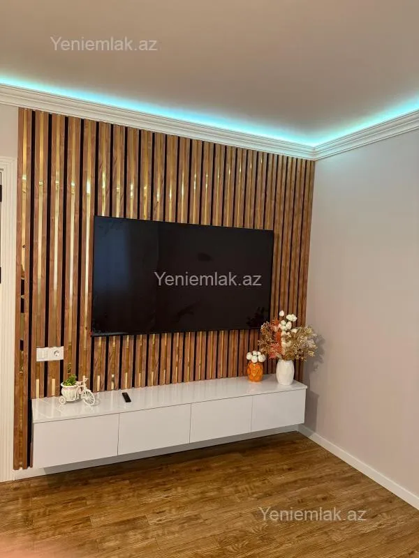 Satılır 5 otaqlı köhnə tikili 127 m²