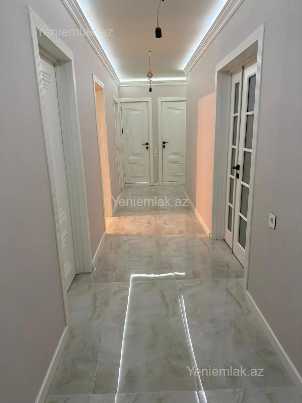 Satılır 5 otaqlı köhnə tikili 127 m²