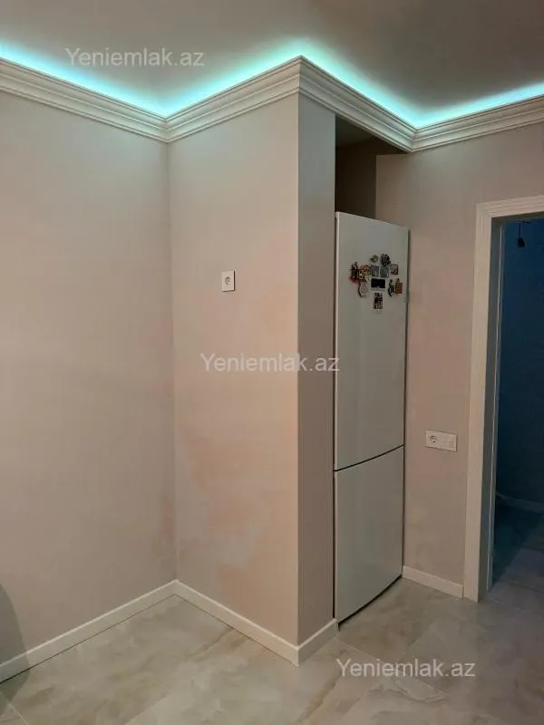 Satılır 5 otaqlı köhnə tikili 127 m²