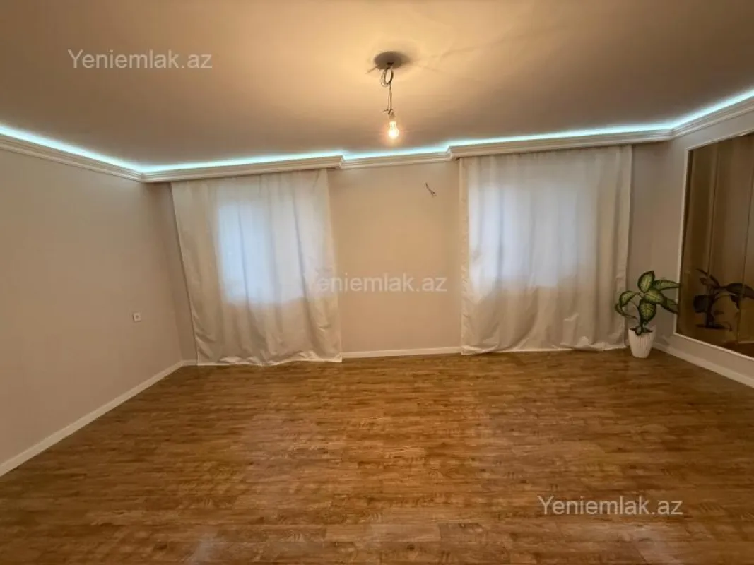 Satılır 5 otaqlı köhnə tikili 127 m²
