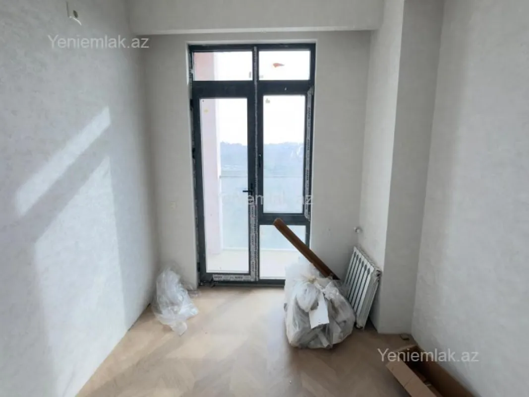 Satılır 3 otaqlı yeni tikili 86 m²
