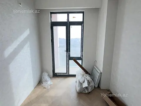 Satılır 3 otaqlı yeni tikili 86 m²