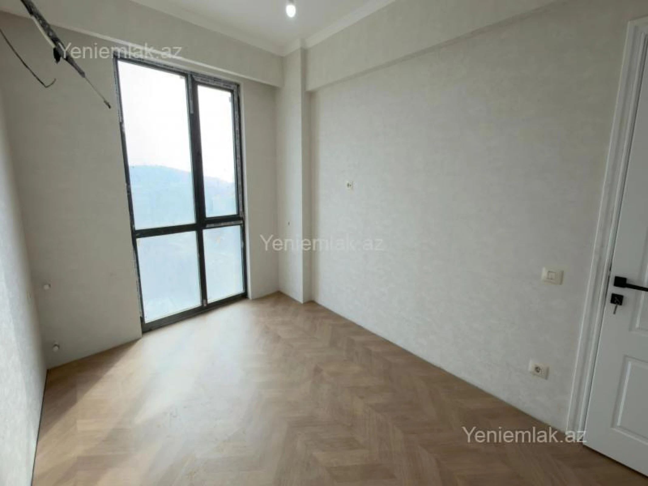 Satılır 3 otaqlı yeni tikili 86 m²