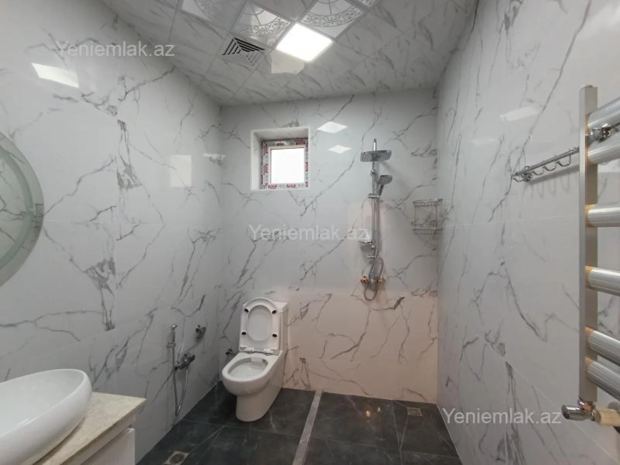 Satılır 4 otaqlı həyət evi 125 m²