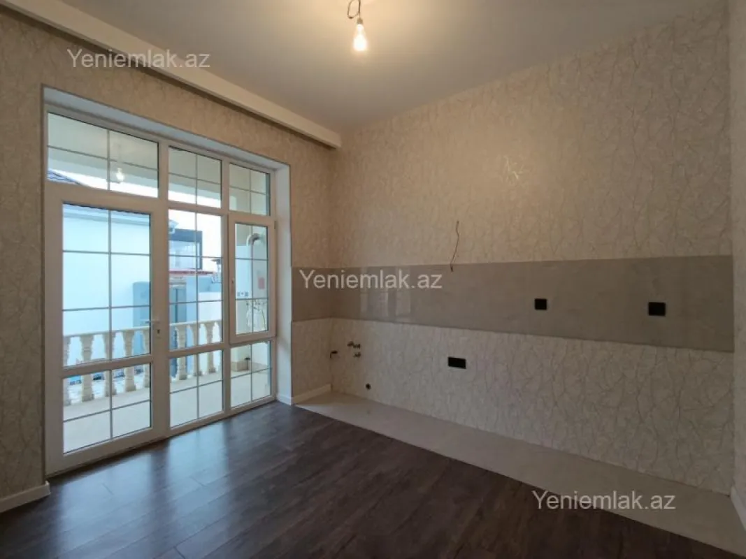 Satılır 4 otaqlı həyət evi 125 m²