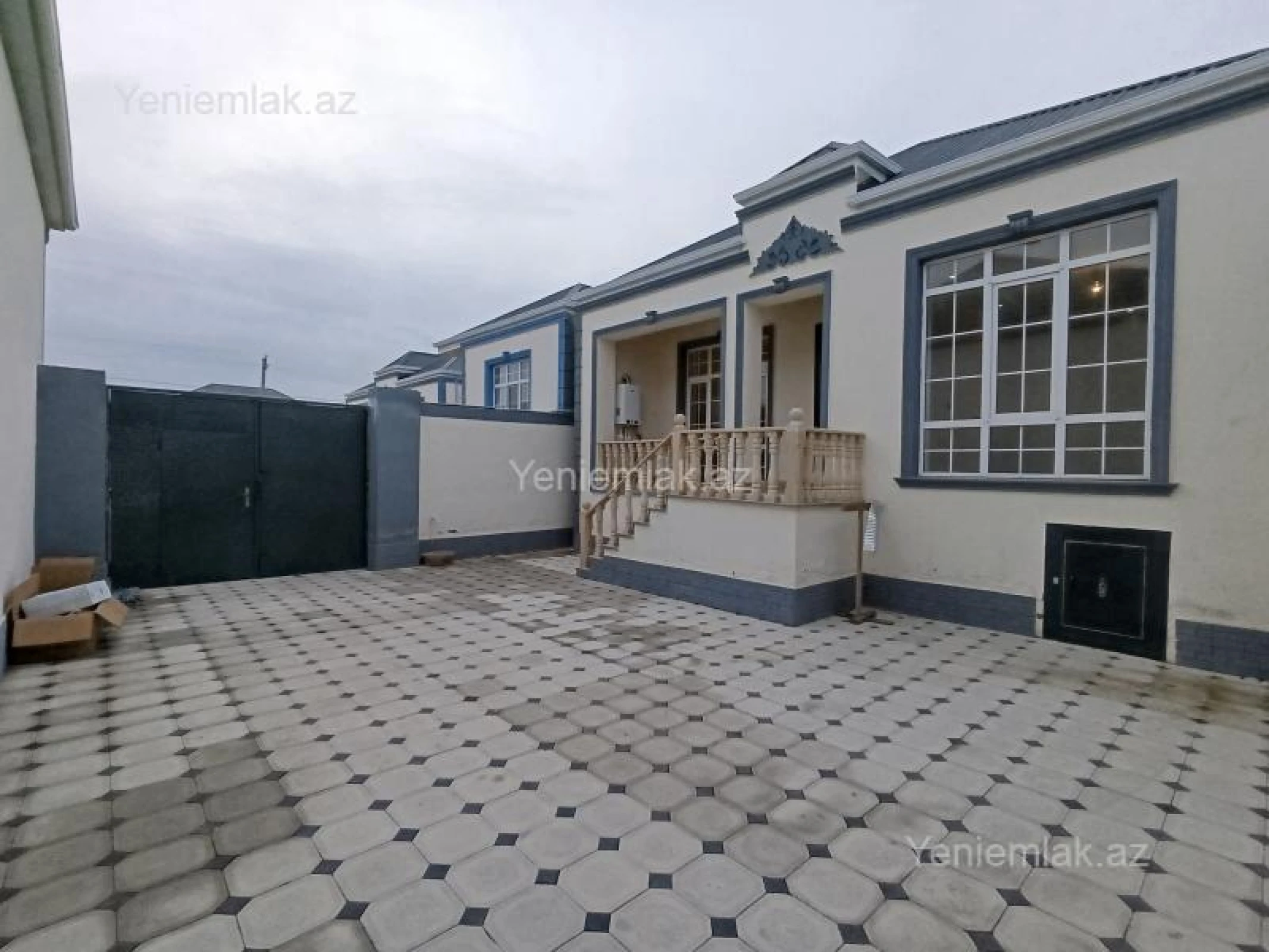 Satılır 4 otaqlı həyət evi 125 m²