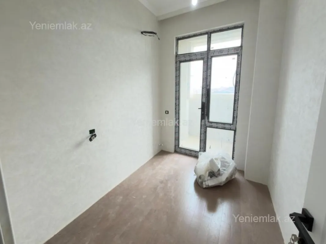 Satılır 3 otaqlı yeni tikili 71 m²