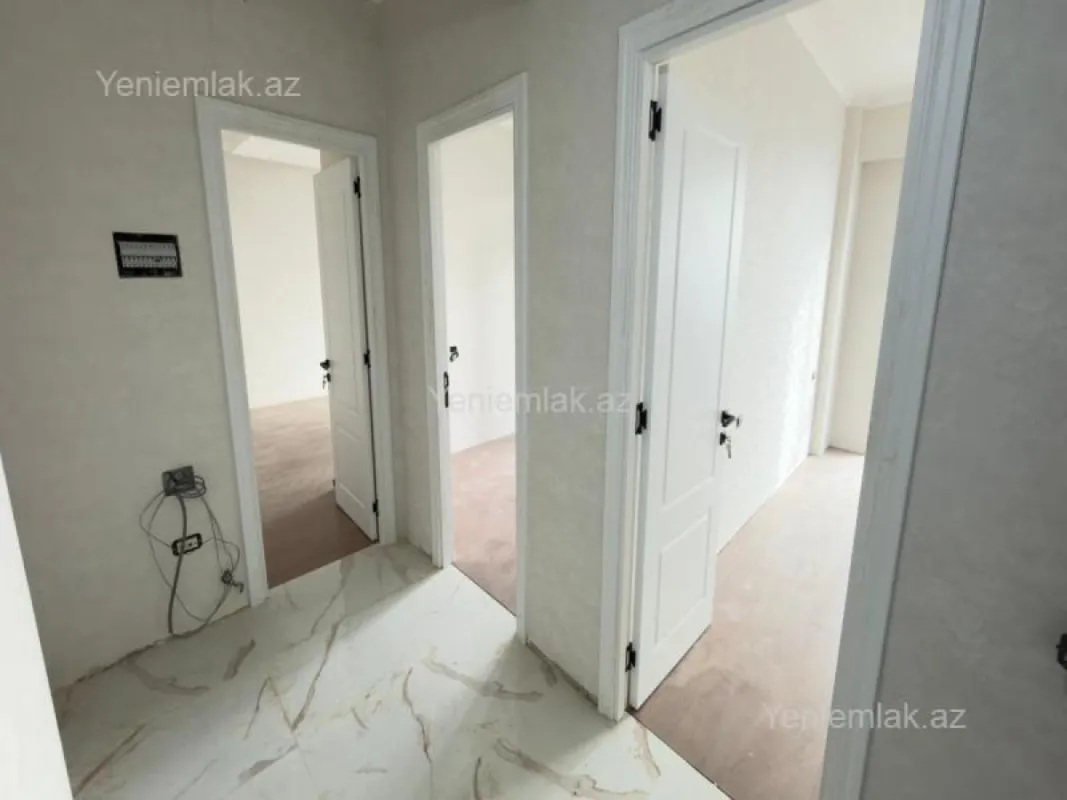 Satılır 3 otaqlı yeni tikili 71 m²