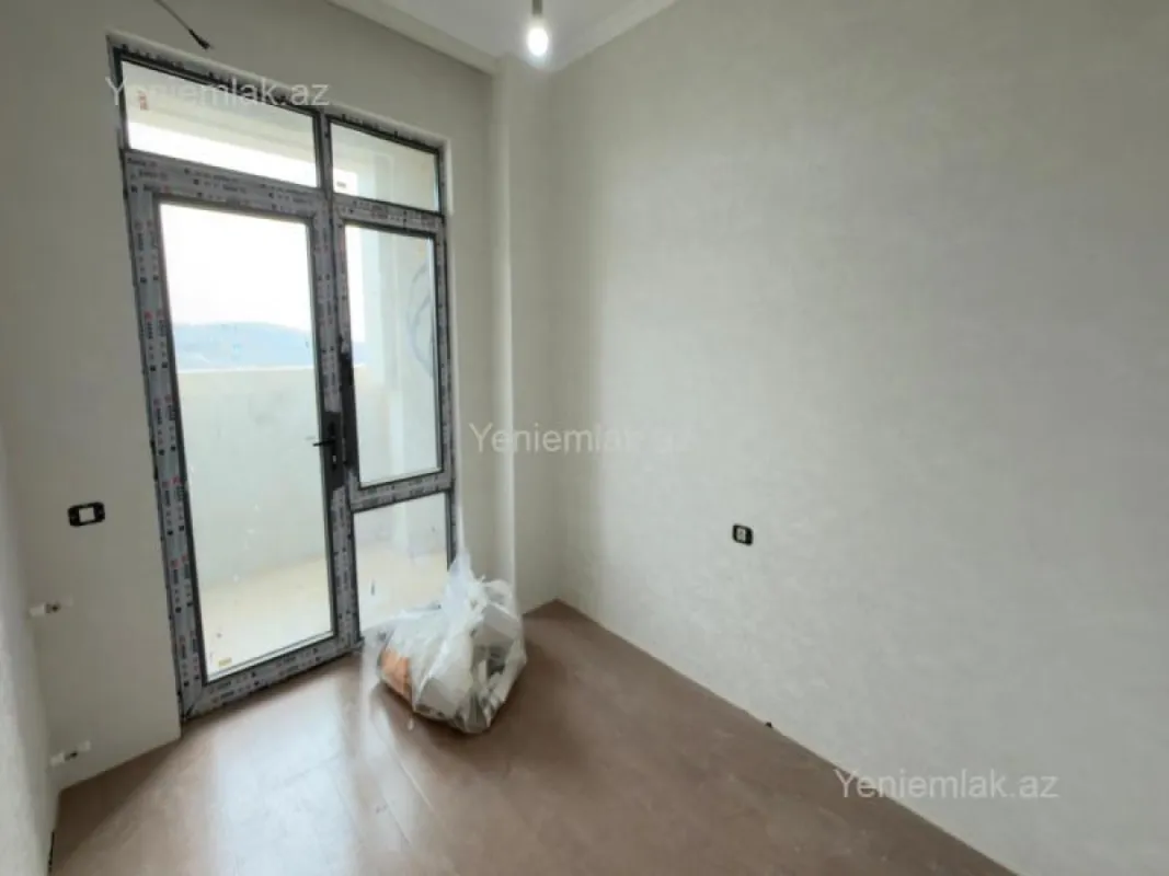 Satılır 3 otaqlı yeni tikili 71 m²