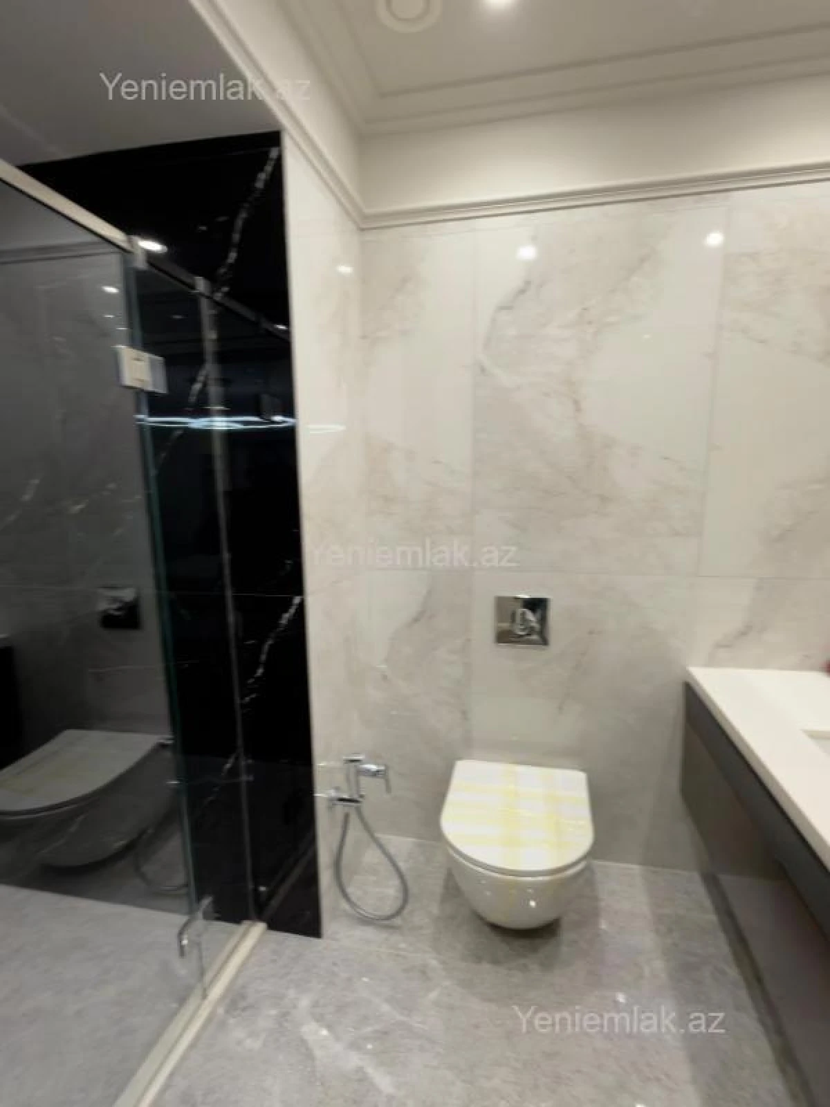 Satılır 4 otaqlı yeni tikili 128 m²