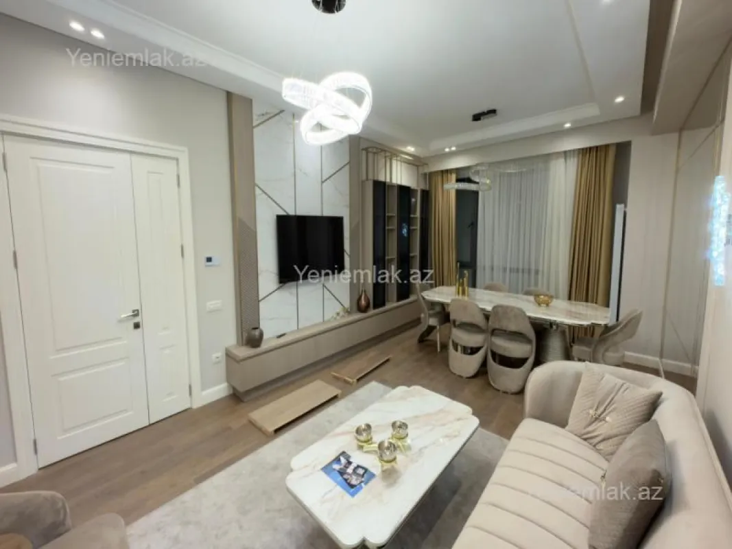 Satılır 4 otaqlı yeni tikili 128 m²