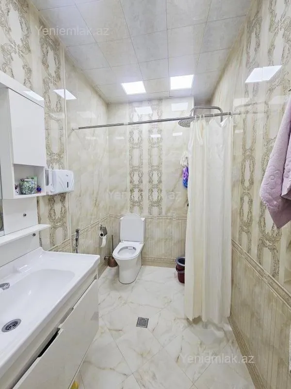 Satılır 3 otaqlı yeni tikili 63 m²