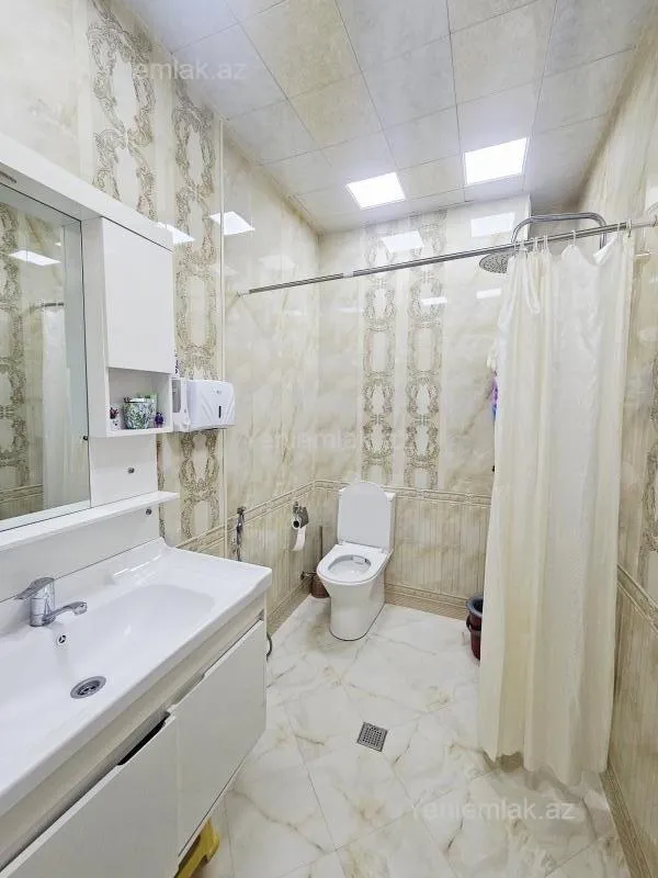 Satılır 3 otaqlı yeni tikili 63 m²