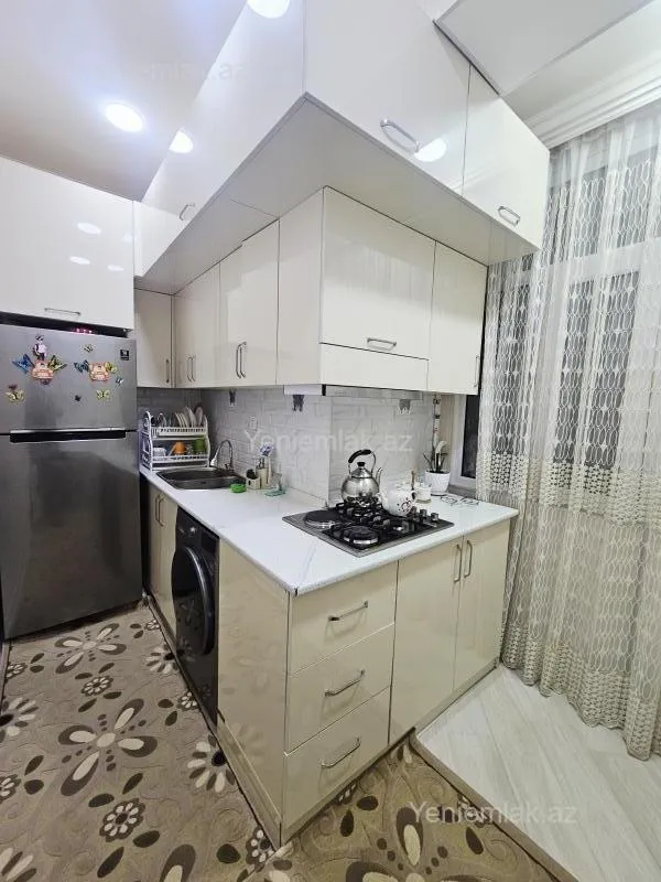 Satılır 3 otaqlı yeni tikili 63 m²
