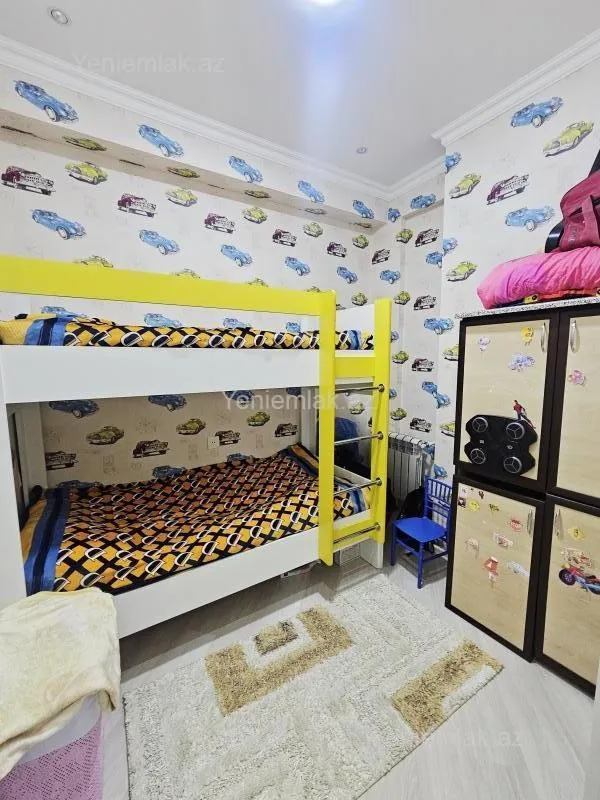 Satılır 3 otaqlı yeni tikili 63 m²