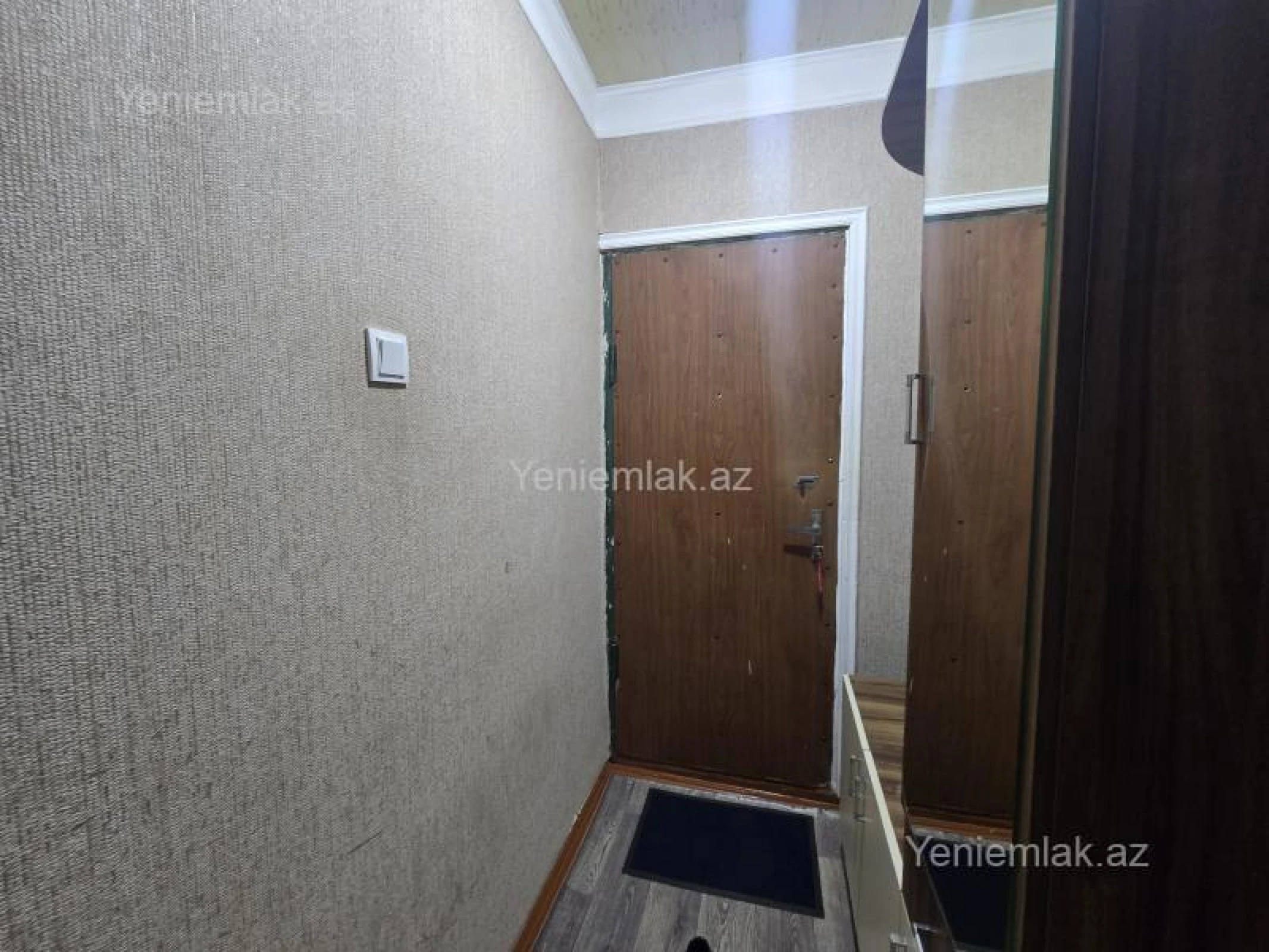 Satılır 1 otaqlı köhnə tikili 36 m²